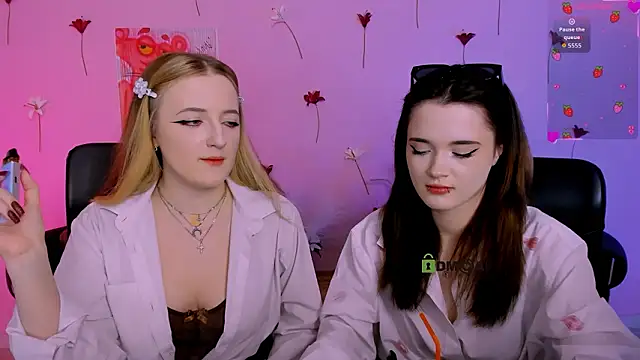 Snapshot of luna_berryy chatting on March 2026 09:14:01 PM luna berryy online show from March 2026 09:14:01 PM