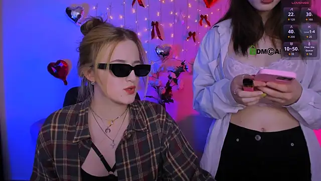 Snapshot of luna_berryy chatting on April 2026 09:04:01 PM luna berryy online show from April 2026 09:04:01 PM