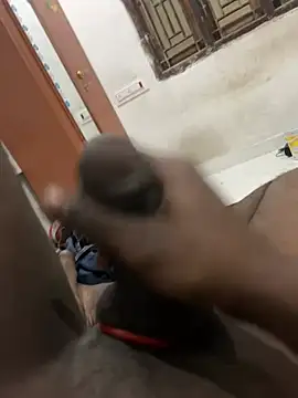 Snapshot of tamil000000 chatting on February 2025 04:11:02 PM tamil000000 online show from February 2025 04:11:02 PM