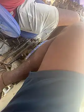 Snapshot of tamil000000 chatting on March 2025 06:59:02 AM tamil000000 online show from March 2025 06:59:02 AM