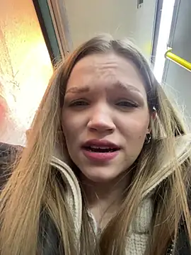 KitteCat online show from December 2024 02:53:01 PM