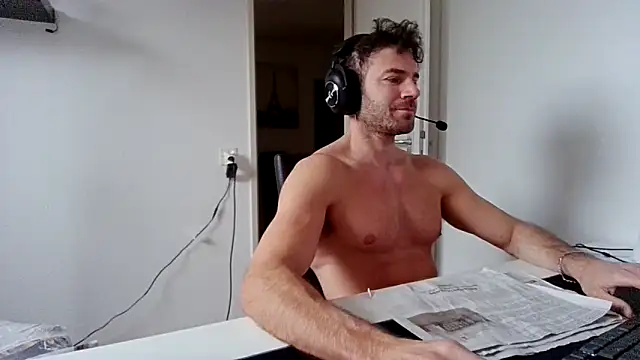 alpha-hunk online show from December 2025 10:53:01 AM