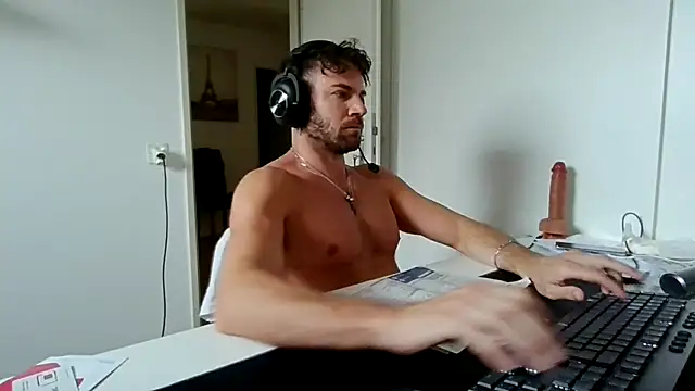 Snapshot of alpha-hunk chatting on March 2026 02:23:02 PM alpha-hunk online show from March 2026 02:23:02 PM