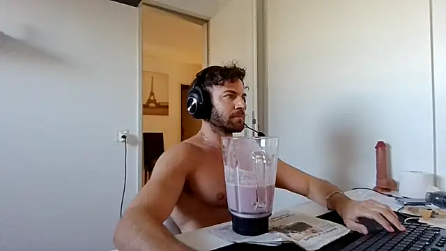 Snapshot of alpha-hunk chatting on March 2026 03:05:04 PM alpha-hunk online show from March 2026 03:05:04 PM