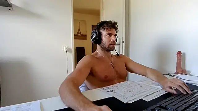 Snapshot of alpha-hunk chatting on April 2026 01:17:02 PM alpha-hunk online show from April 2026 01:17:02 PM