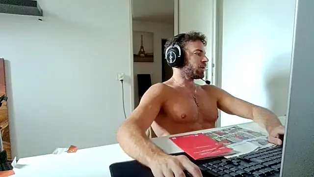 alpha-hunk online show from June 2026 08:34:02 AM