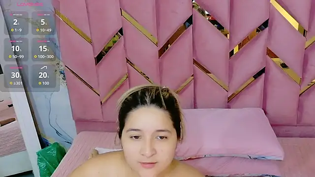 Snapshot of collegepawglovedaddy chatting on February 2026 07:55:02 PM collegepawglovedaddy online show from February 2026 07:55:02 PM