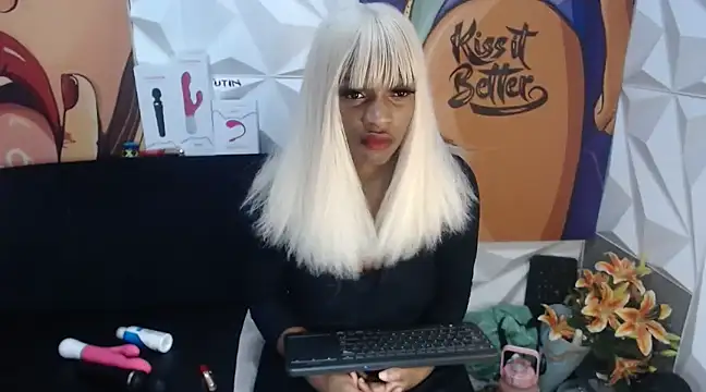 Snapshot of Ebonypreciousx chatting on December 2024 01:00:01 PM Ebonypreciousx online show from December 2024 01:00:01 PM