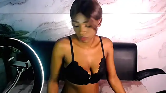 Snapshot of Ebonypreciousx chatting on November 2025 07:35:01 PM Ebonypreciousx online show from November 2025 07:35:01 PM