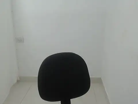 estefania224 online show from February 2026 02:30:01 AM