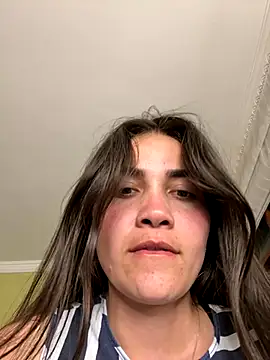 aurora divine online show from December 2025 11:23:02 PM