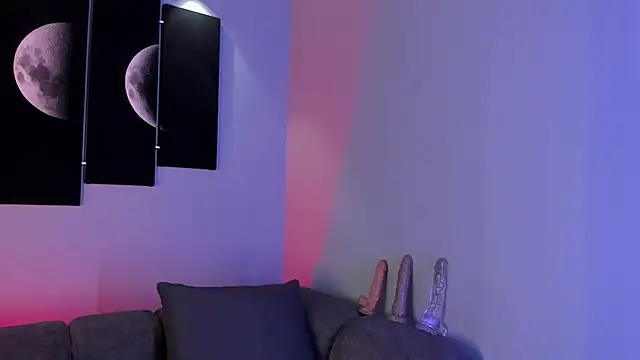 Snapshot of maddy_walker chatting on February 2025 07:27:02 PM maddy walker online show from February 2025 07:27:02 PM