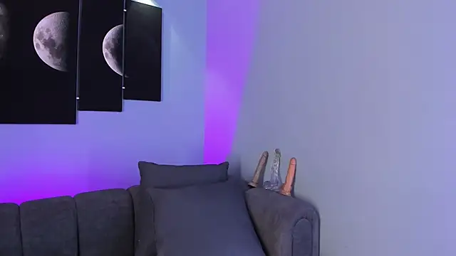 Snapshot of maddy_walker chatting on February 2025 07:47:02 PM maddy walker online show from February 2025 07:47:02 PM