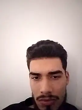 Snapshot of hummerevv chatting on October 2025 07:03:01 PM hummerevv online show from October 2025 07:03:01 PM