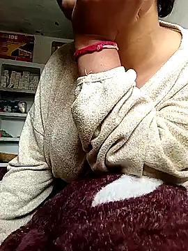 Snapshot of ruhi2003 chatting on December 2024 04:20:01 AM ruhi2003 online show from December 2024 04:20:01 AM