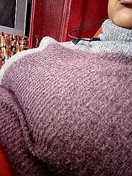 Snapshot of ruhi2003 chatting on December 2024 04:21:02 PM ruhi2003 online show from December 2024 04:21:02 PM