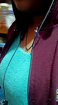 Snapshot of ruhi2003 chatting on December 2024 03:40:02 AM ruhi2003 online show from December 2024 03:40:02 AM