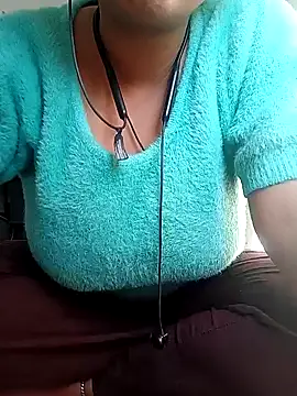 Snapshot of ruhi2003 chatting on January 2025 10:11:01 AM ruhi2003 online show from January 2025 10:11:01 AM