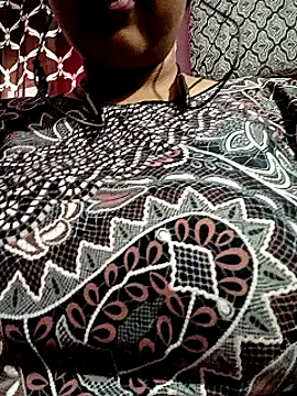 Snapshot of ruhi2003 chatting on January 2025 05:58:01 AM ruhi2003 online show from January 2025 05:58:01 AM