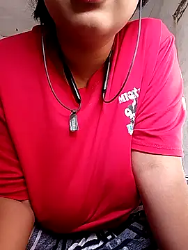 Snapshot of ruhi2003 chatting on February 2025 09:30:02 AM ruhi2003 online show from February 2025 09:30:02 AM