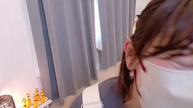 Snapshot of Risa_06 chatting on April 2026 06:35:02 AM Risa 06 online show from April 2026 06:35:02 AM