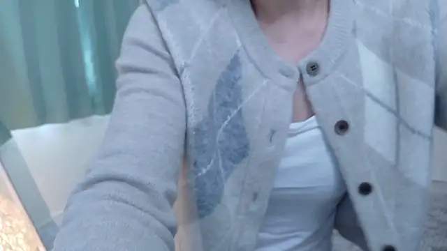 Snapshot of Risa_06 chatting on May 2026 09:56:02 PM Risa 06 online show from May 2026 09:56:02 PM