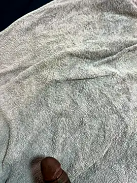 Snapshot of vickdiamondick chatting on December 2025 11:38:02 AM vickdiamondick online show from December 2025 11:38:02 AM