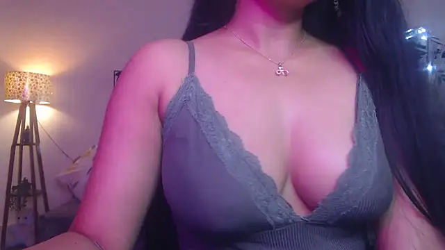 Zonayesha online show from October 2025 11:33:02 AM