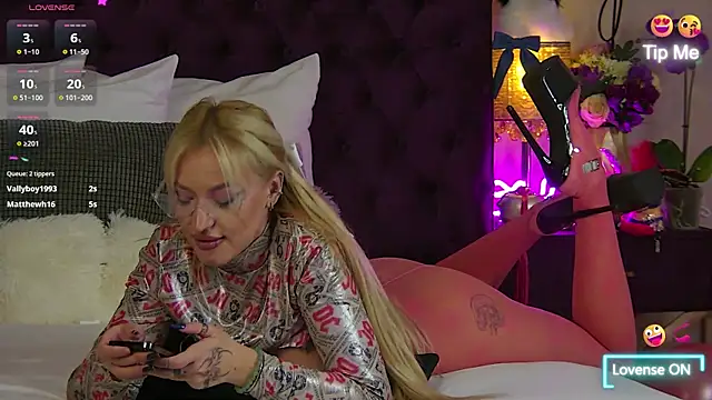 MazeSin online show from February 2025 03:43:01 AM