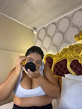 KendralHolson online show from July 2026 04:41:02 AM