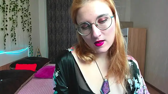 Snapshot of Miss_Elsa_ chatting on December 2024 02:53:02 AM Miss Elsa online show from December 2024 02:53:02 AM