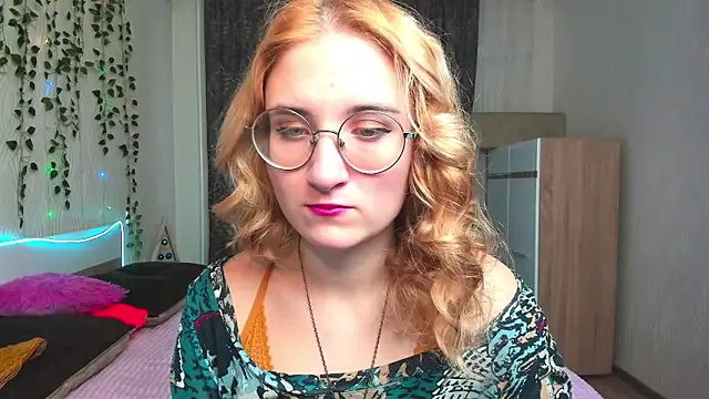 Snapshot of Miss_Elsa_ chatting on December 2024 03:36:02 AM Miss Elsa online show from December 2024 03:36:02 AM