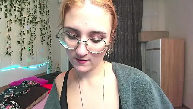 Snapshot of Miss_Elsa_ chatting on December 2024 03:36:01 AM Miss Elsa online show from December 2024 03:36:01 AM