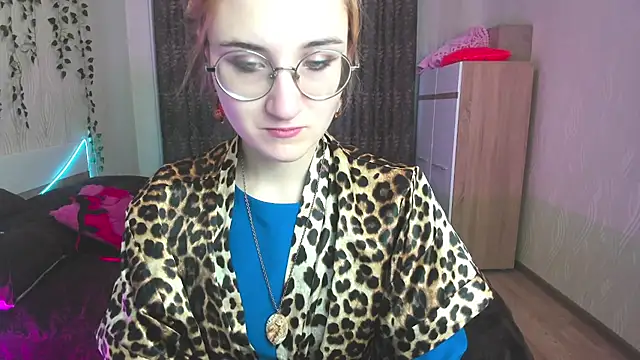 Snapshot of Miss_Elsa_ chatting on January 2025 03:11:02 AM Miss Elsa online show from January 2025 03:11:02 AM