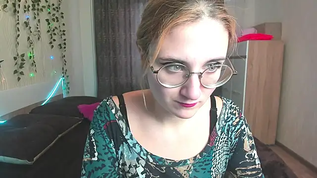 Snapshot of Miss_Elsa_ chatting on January 2025 03:22:01 AM Miss Elsa online show from January 2025 03:22:01 AM