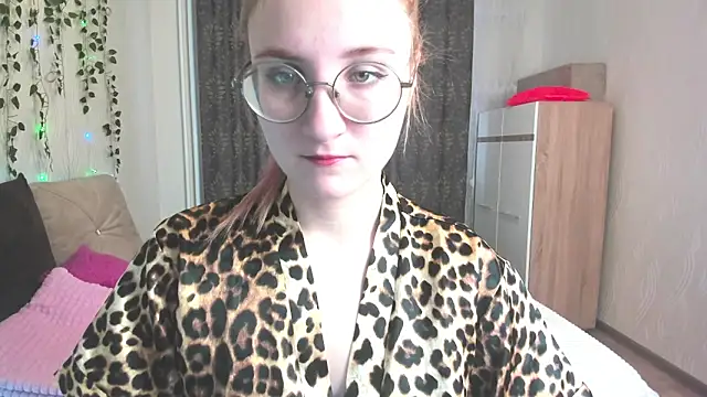 Snapshot of Miss_Elsa_ chatting on January 2025 03:25:02 AM Miss Elsa online show from January 2025 03:25:02 AM