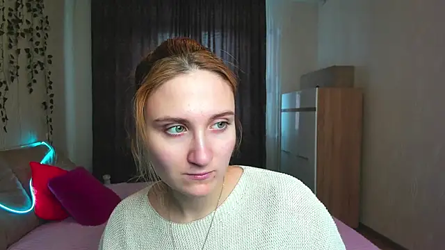 Snapshot of Miss_Elsa_ chatting on February 2025 03:21:01 AM Miss Elsa online show from February 2025 03:21:01 AM