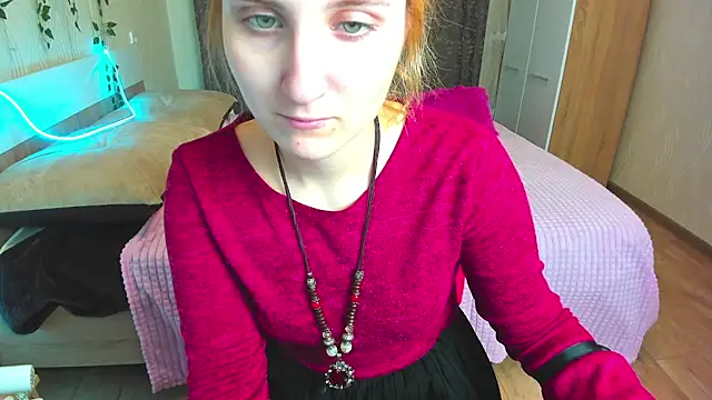 Snapshot of Miss_Elsa_ chatting on February 2025 12:36:01 PM Miss Elsa online show from February 2025 12:36:01 PM