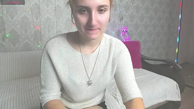 Snapshot of Miss_Elsa_ chatting on March 2025 03:22:01 AM Miss Elsa online show from March 2025 03:22:01 AM