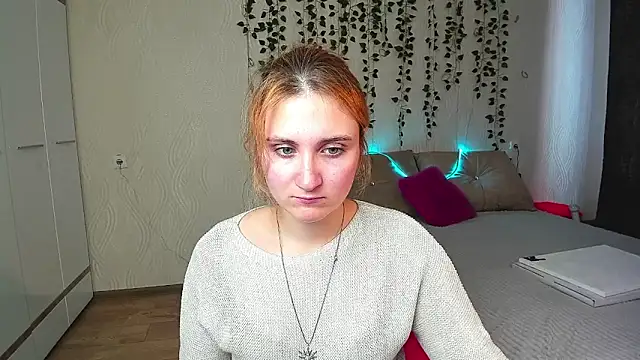 Snapshot of Miss_Elsa_ chatting on March 2025 08:57:01 AM Miss Elsa online show from March 2025 08:57:01 AM