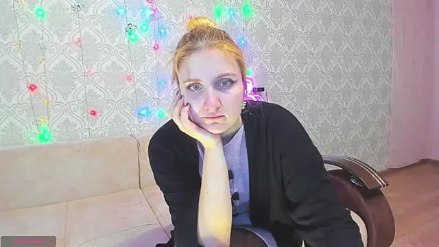 Snapshot of Miss_Elsa_ chatting on March 2025 09:23:02 AM Miss Elsa online show from March 2025 09:23:02 AM