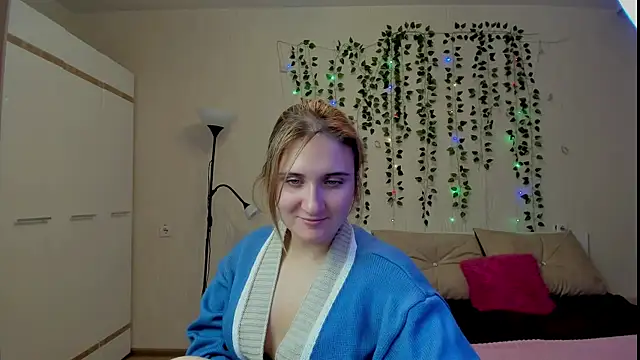 Snapshot of Miss_Elsa_ chatting on October 2025 01:34:01 PM Miss Elsa online show from October 2025 01:34:01 PM