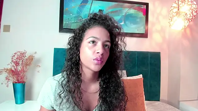 Snapshot of AntonellaHall_ chatting on January 2026 11:59:01 AM AntonellaHall online show from January 2026 11:59:01 AM