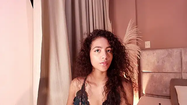 Snapshot of AntonellaHall_ chatting on March 2026 06:36:01 PM AntonellaHall online show from March 2026 06:36:01 PM