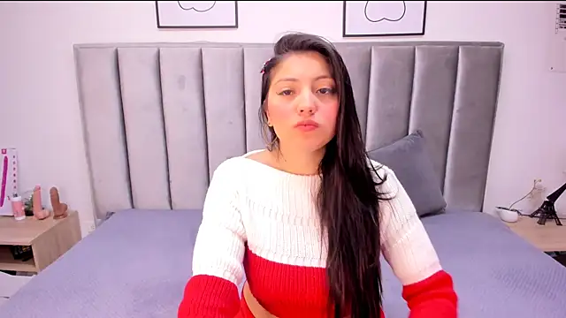 Emmy-Turnner online show from September 2025 12:27:02 PM