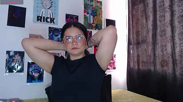 gigiqueen 18 online show from July 2026 04:24:01 PM