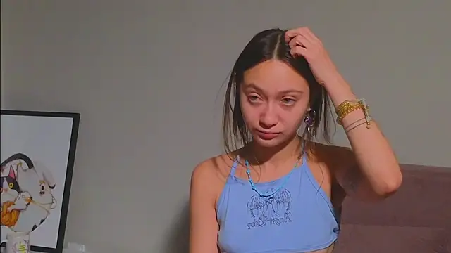 Snapshot of EllaSky_xoxo chatting on January 2025 12:09:01 AM EllaSky xoxo online show from January 2025 12:09:01 AM