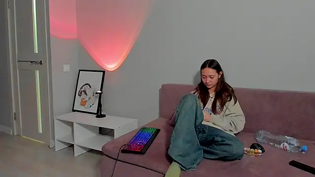 Snapshot of EllaSky_xoxo chatting on January 2025 08:52:01 AM EllaSky xoxo online show from January 2025 08:52:01 AM