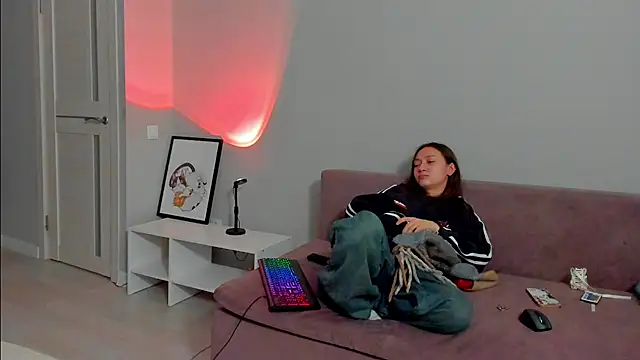 Snapshot of EllaSky_xoxo chatting on January 2025 07:17:01 AM EllaSky xoxo online show from January 2025 07:17:01 AM