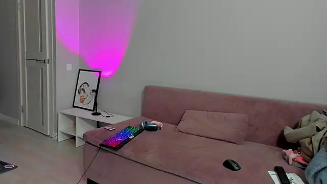 Snapshot of EllaSky_xoxo chatting on January 2025 08:22:01 AM EllaSky xoxo online show from January 2025 08:22:01 AM